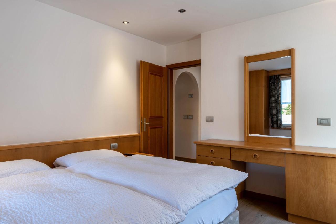 Rodella A Parte Apartment Campitello di Fassa Luaran gambar